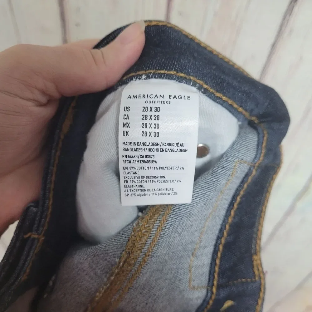 EUC 28x30 Mens/boys‎ american eagle skinny jeans